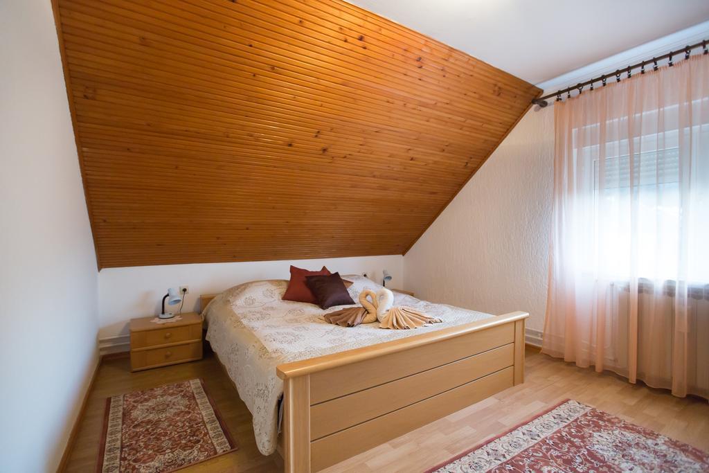 Apartman Belin Ogulin Exterior foto